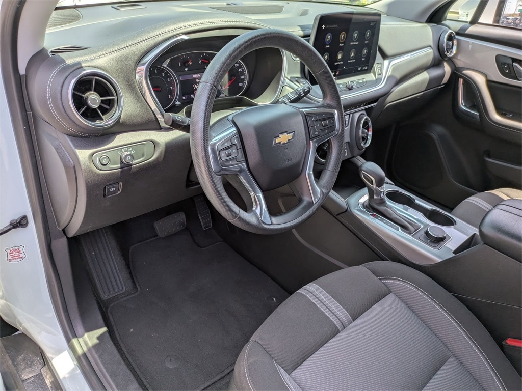 Thumbnail: 2023 Chevrolet Blazer - 17