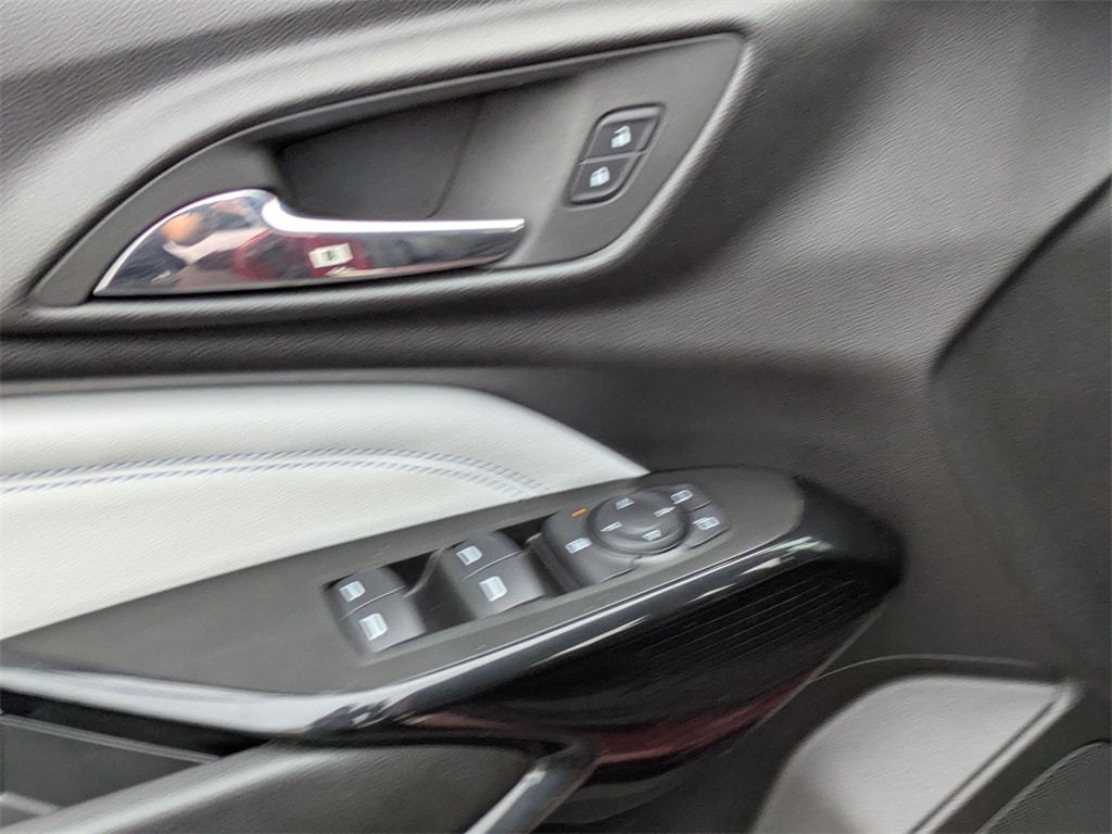 Thumbnail: 2025 Chevrolet Trax - 16