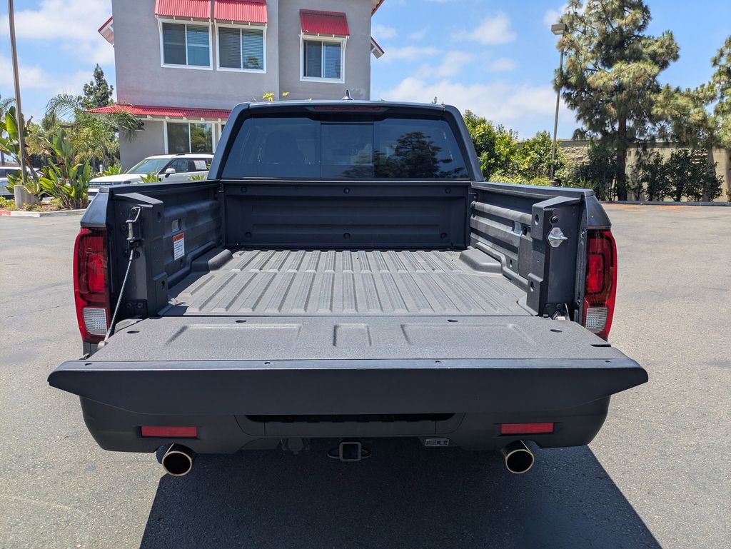 Thumbnail: 2025 Honda Ridgeline - 28