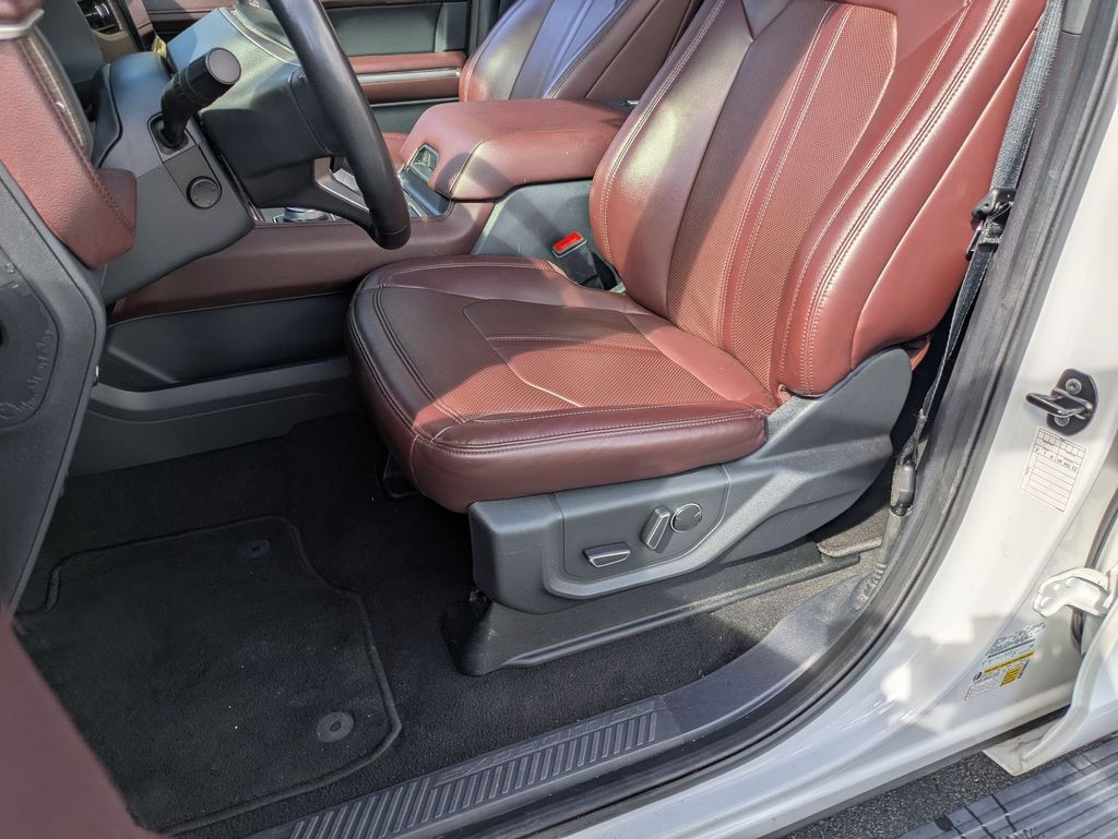 Thumbnail: 2024 Ford Expedition - 14