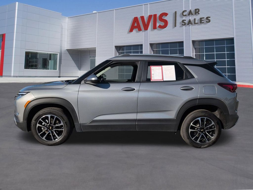Thumbnail: 2025 Chevrolet TrailBlazer - 10
