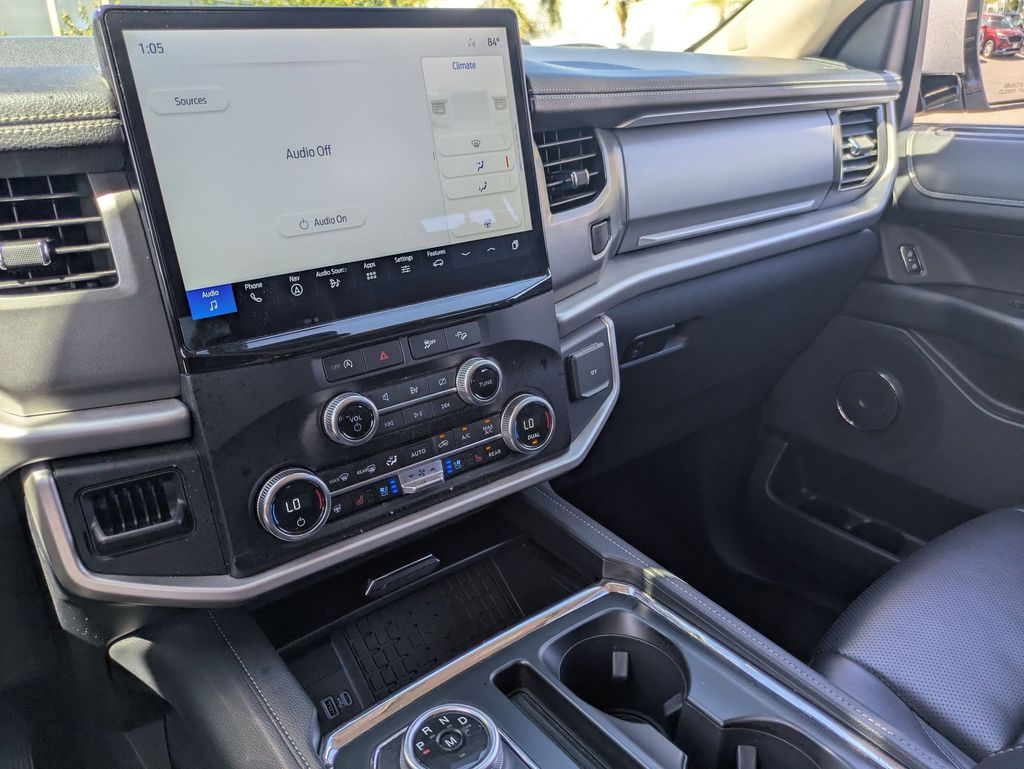 Thumbnail: 2024 Ford Expedition MAX - 19