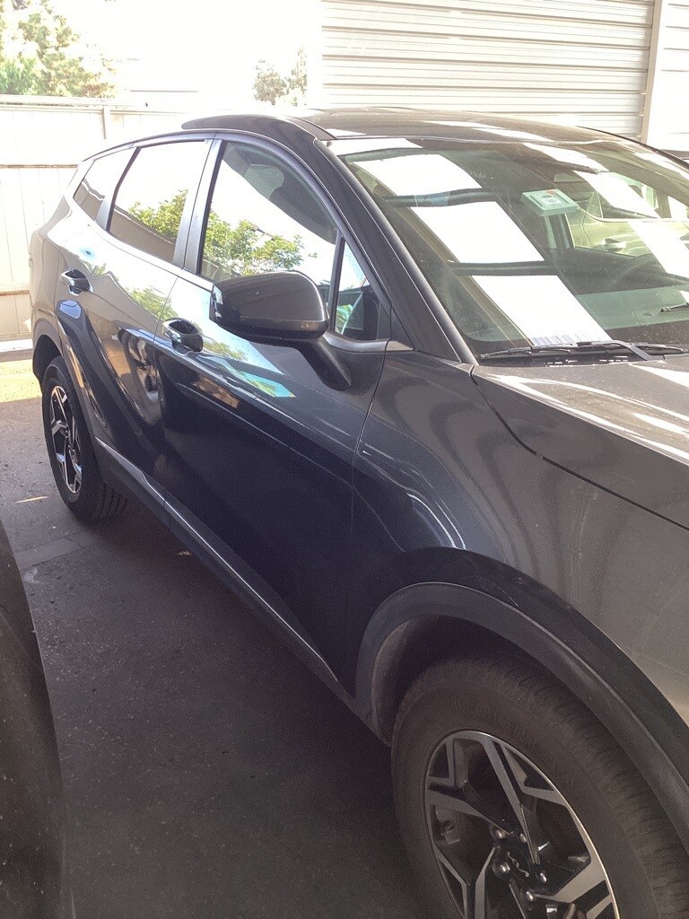 Thumbnail: 2023 Kia Sportage - 8