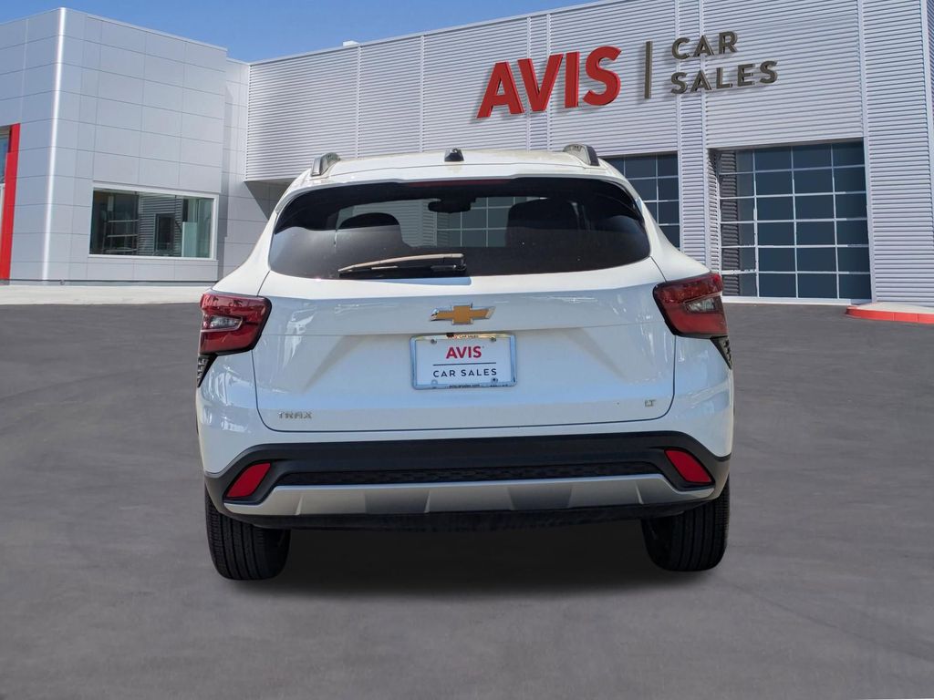 Thumbnail: 2025 Chevrolet Trax - 7
