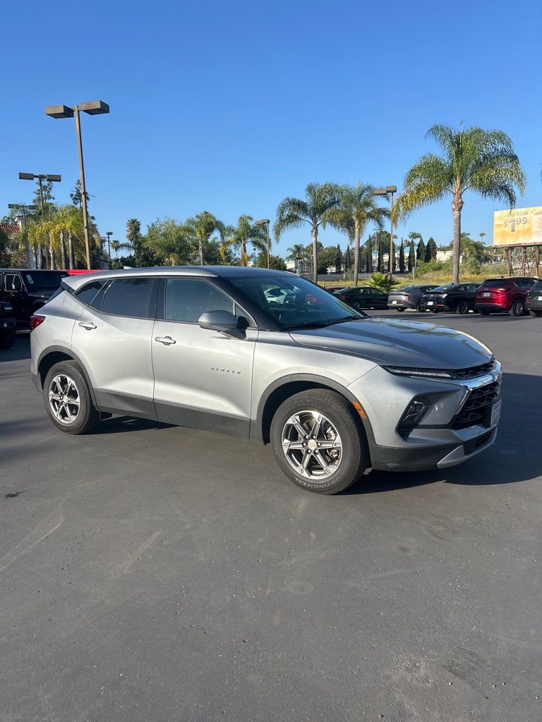 Thumbnail: 2025 Chevrolet Blazer - 5