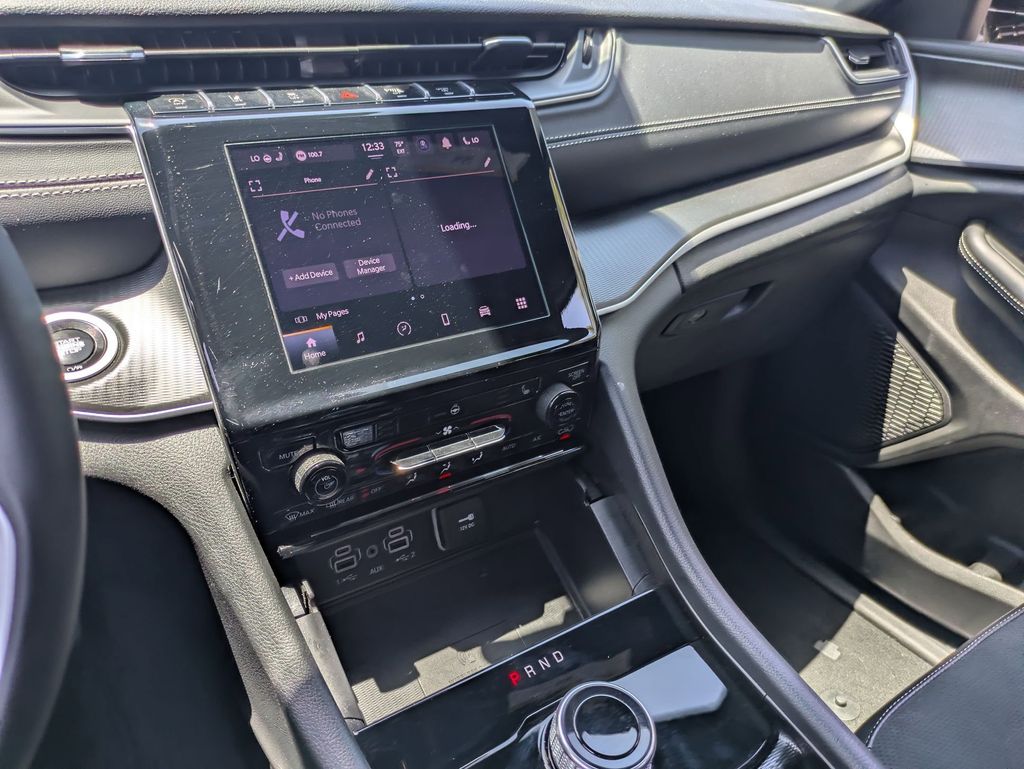 Thumbnail: 2025 Jeep Grand Cherokee - 19