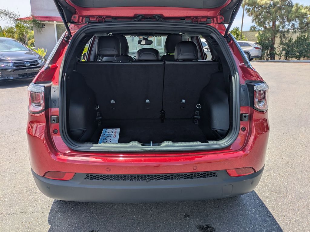 Thumbnail: 2025 Jeep Compass - 31