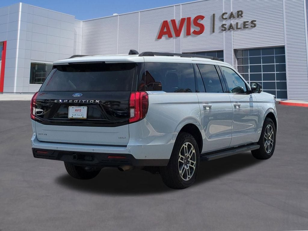 Thumbnail: 2025 Ford Expedition MAX - 6