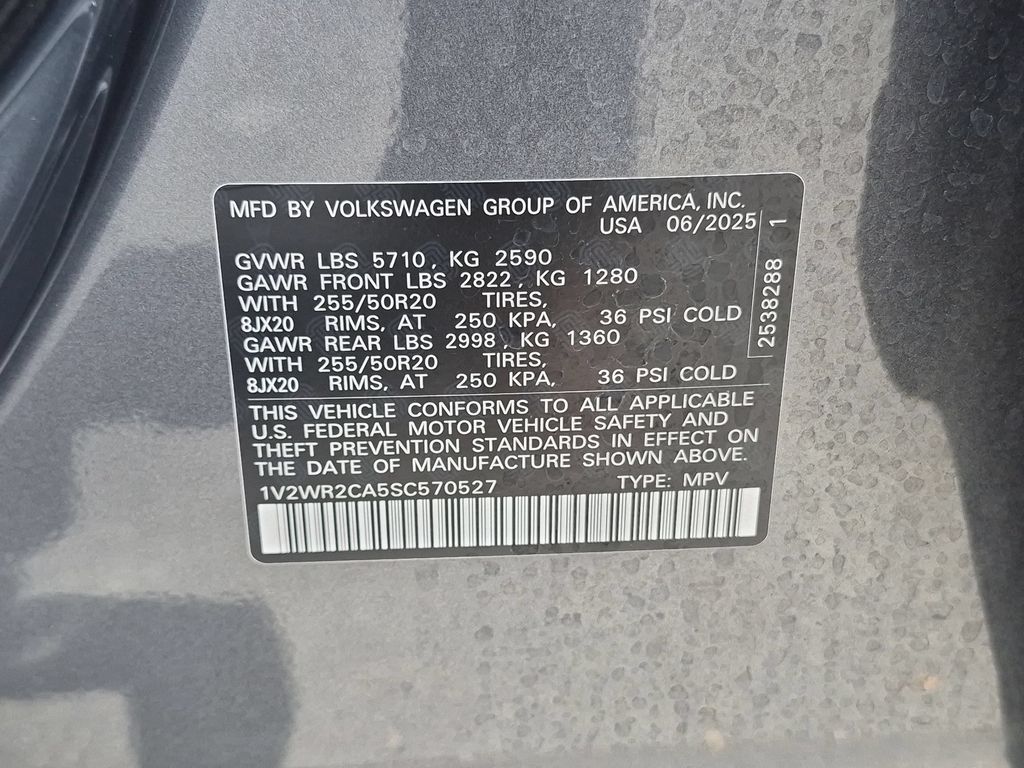 2025 Volkswagen Atlas SE w/Tech - Photo 36