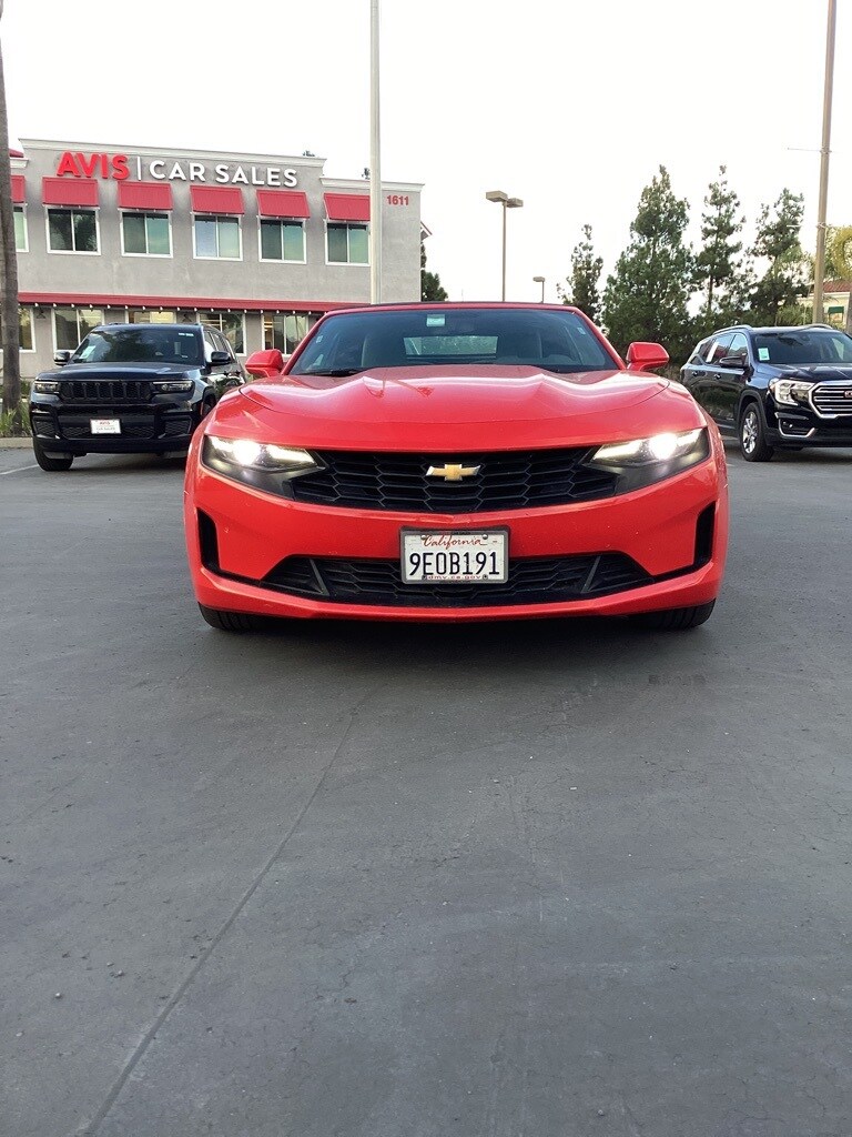 2023 Chevrolet Camaro 1LT photo 3