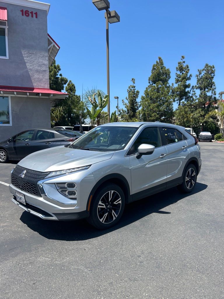 2025 Mitsubishi Eclipse Cross SE S-AWC's photo