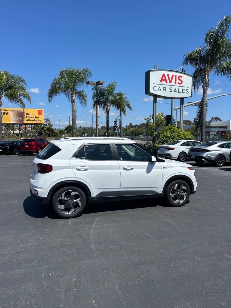 Thumbnail: 2025 Hyundai Venue - 4