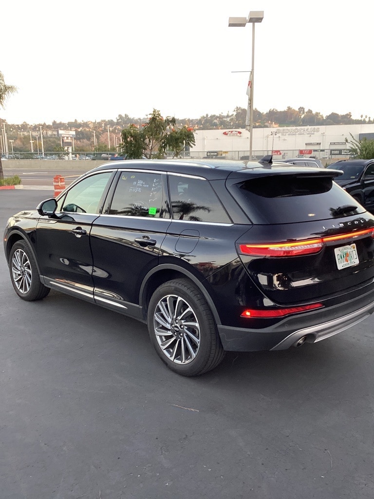 Thumbnail: 2024 Lincoln Corsair - 7