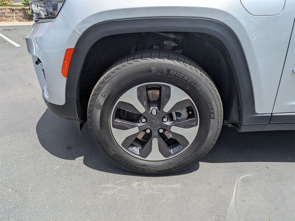 2023 Jeep Grand Cherokee 4xe 13