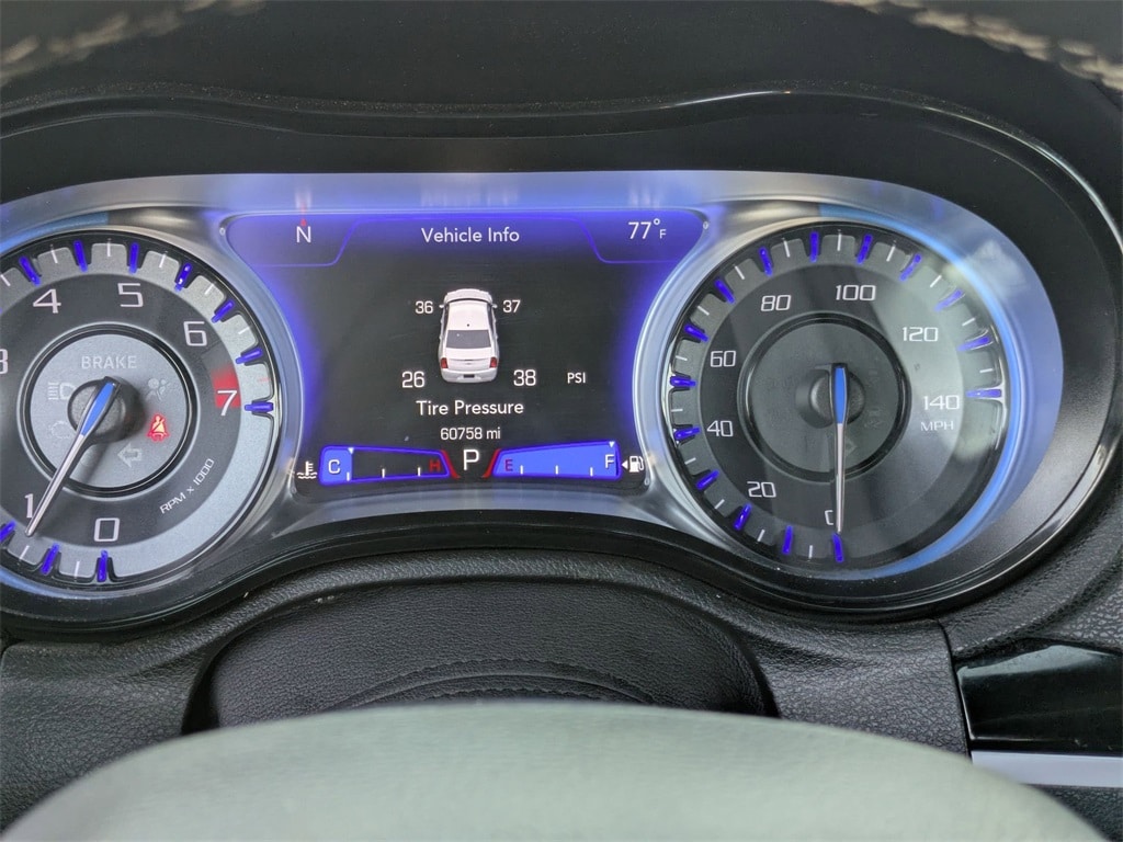 Thumbnail: 2023 Chrysler 300 - 19