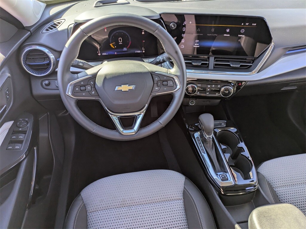 Thumbnail: 2025 Chevrolet Trax - 24