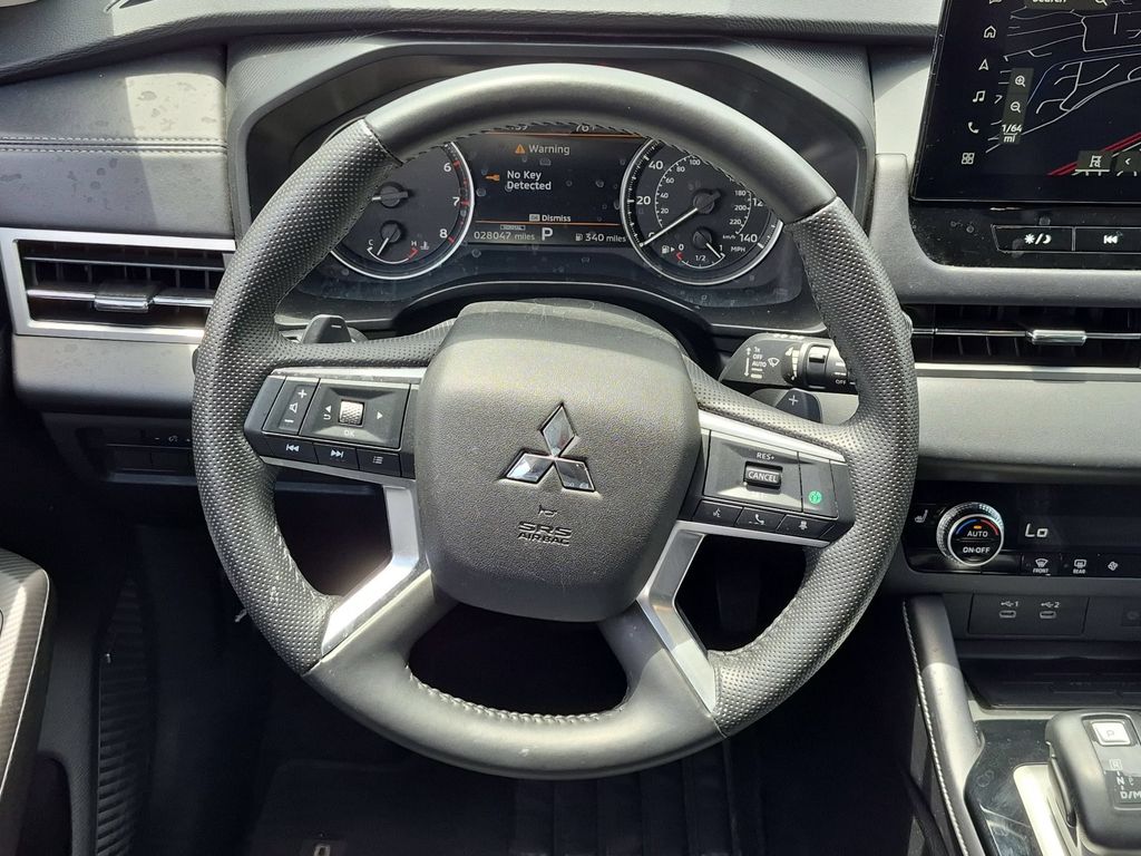 Thumbnail: 2025 Mitsubishi Outlander - 23