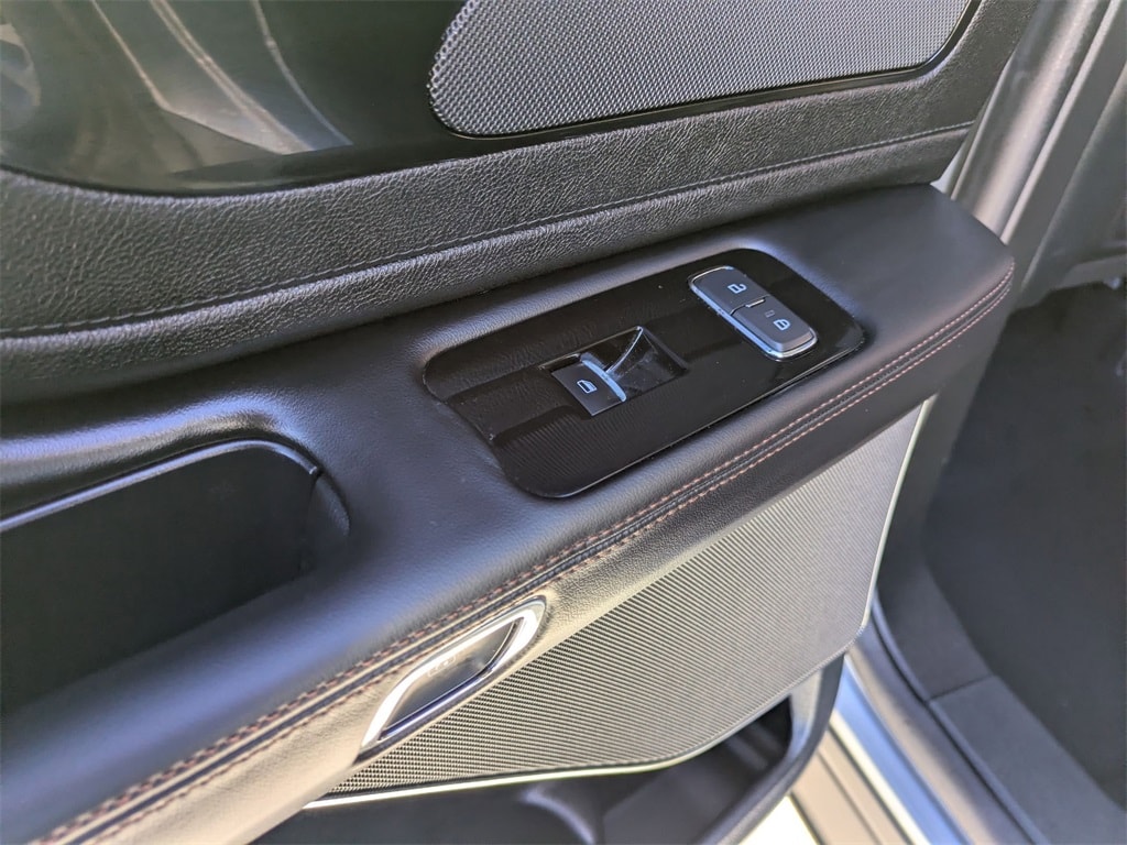 Thumbnail: 2024 Lincoln Aviator - 36