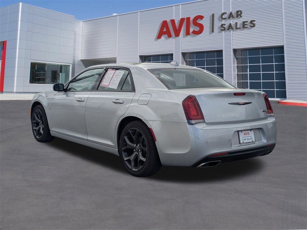 Thumbnail: 2022 Chrysler 300 - 9