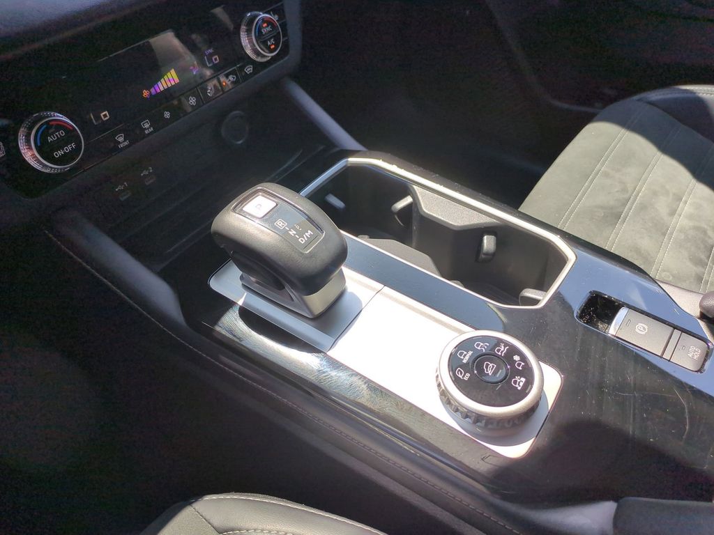 Thumbnail: 2025 Mitsubishi Outlander - 20