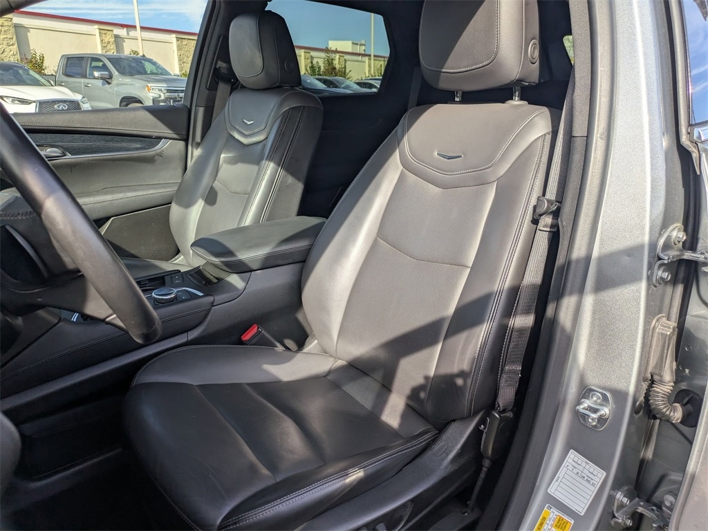 Thumbnail: 2024 Cadillac XT5 - 14