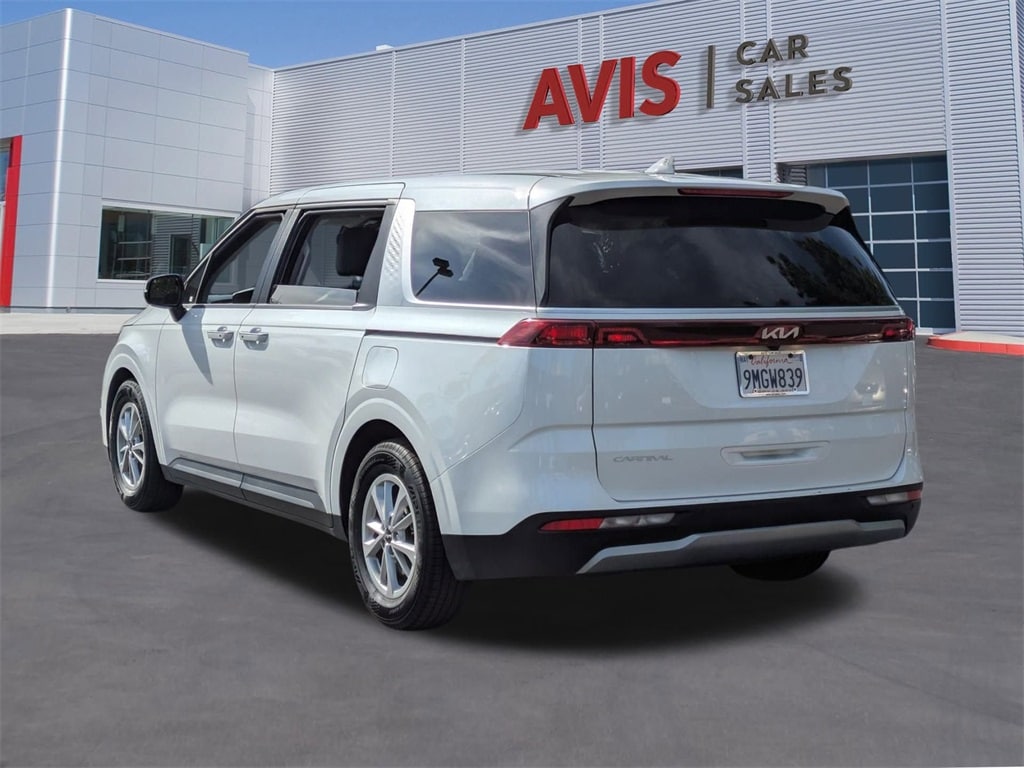 Thumbnail: 2024 Kia Carnival - 9