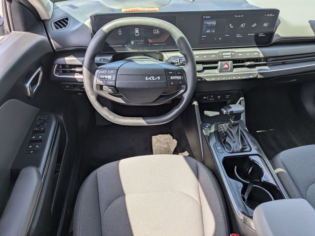 Thumbnail: 2025 Kia K4 - 25