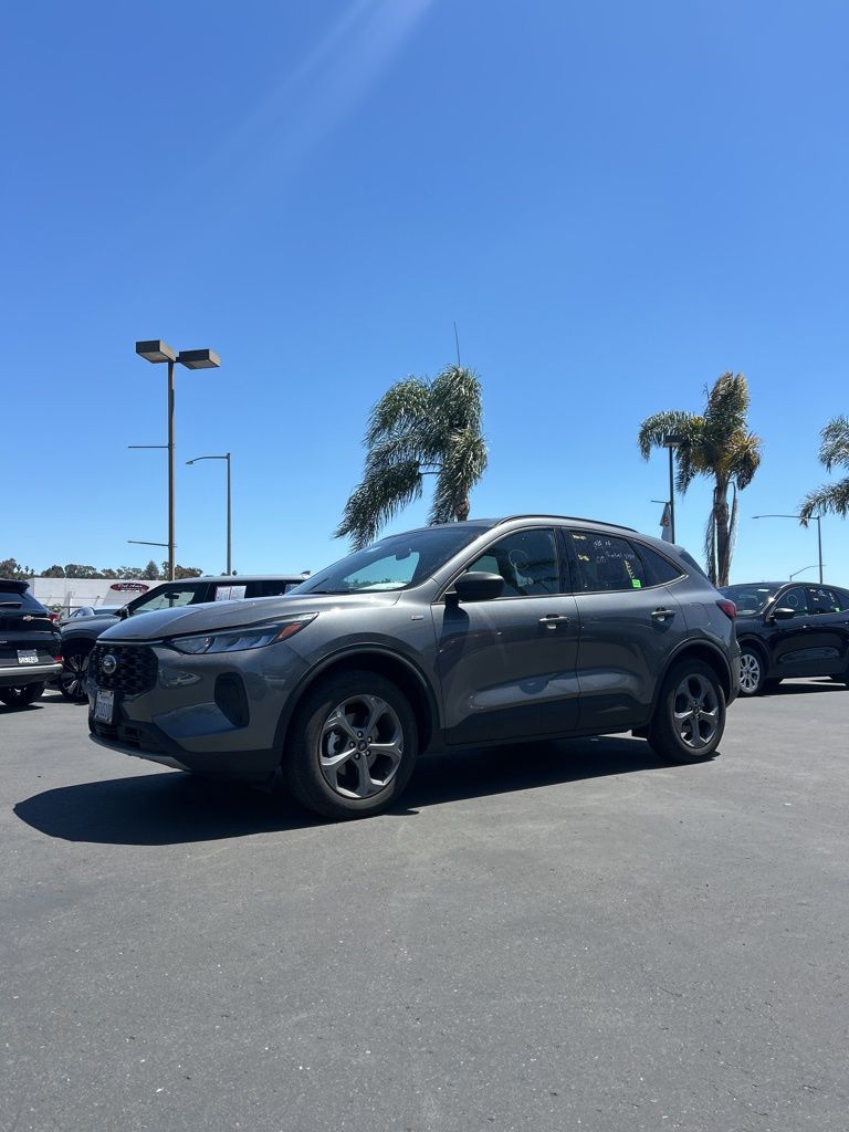 2025 Ford Escape's photo