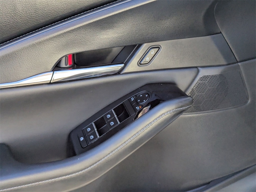 Thumbnail: 2025 Mazda CX-30 - 16