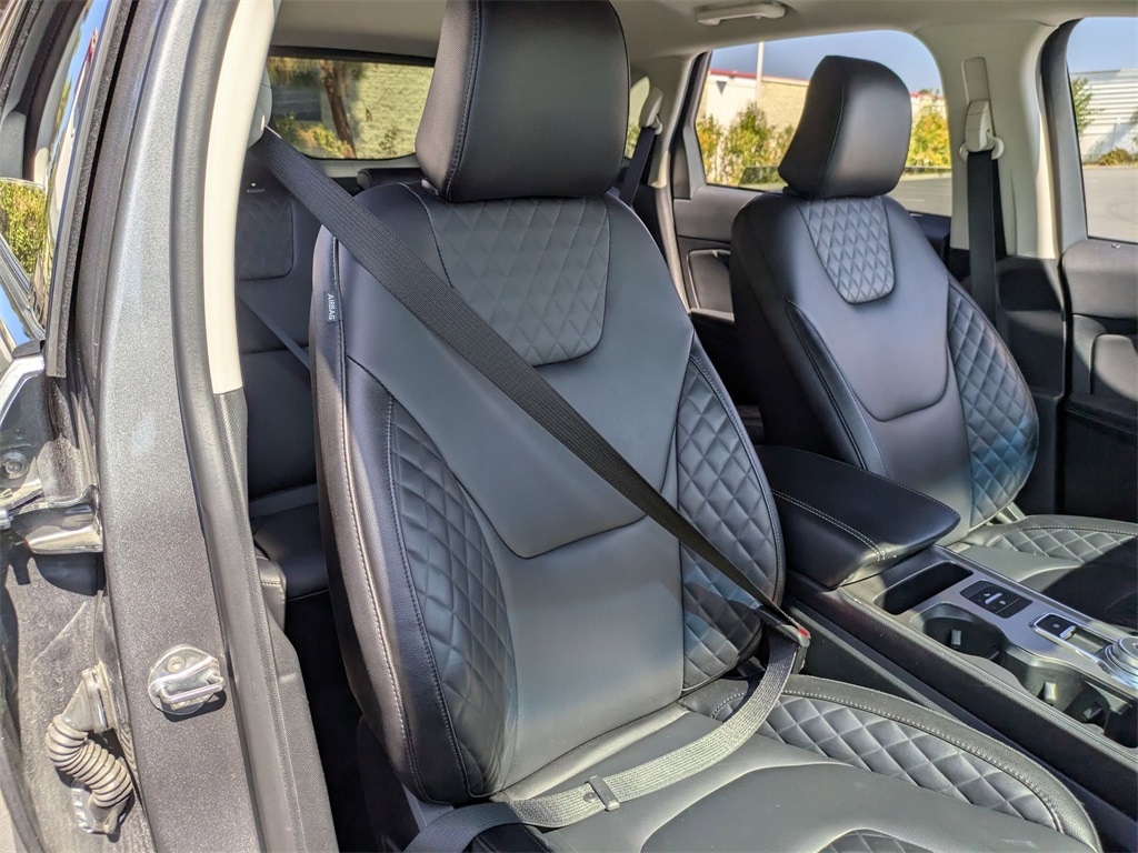 Thumbnail: 2024 Ford Edge - 29