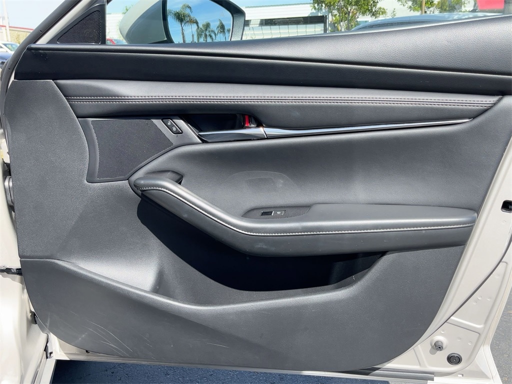 Thumbnail: 2025 Mazda Mazda3 - 33