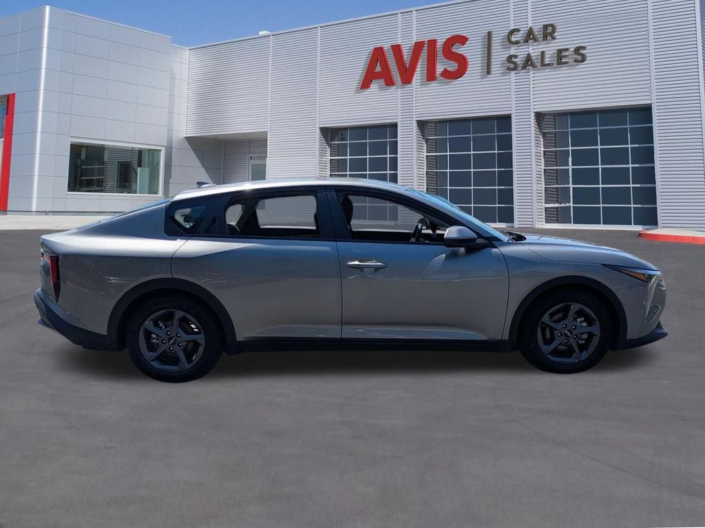 Thumbnail: 2025 Kia K4 - 5