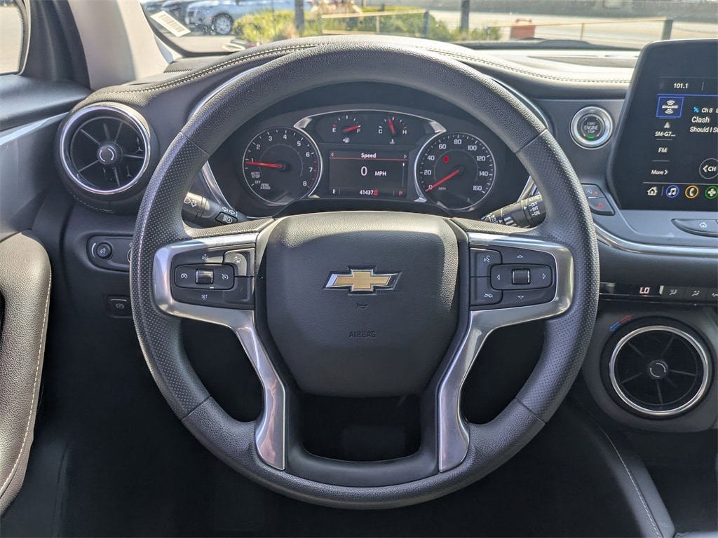 Thumbnail: 2023 Chevrolet Blazer - 18