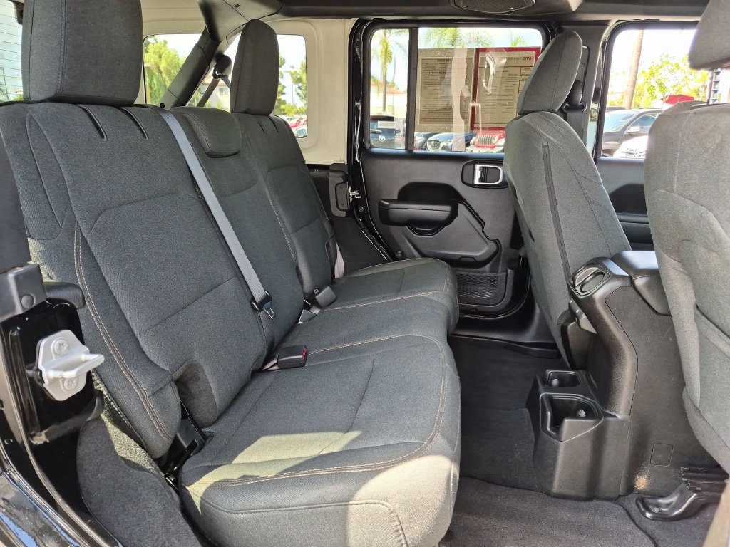2025 Jeep Wrangler 4-Door Sport S - Photo 30