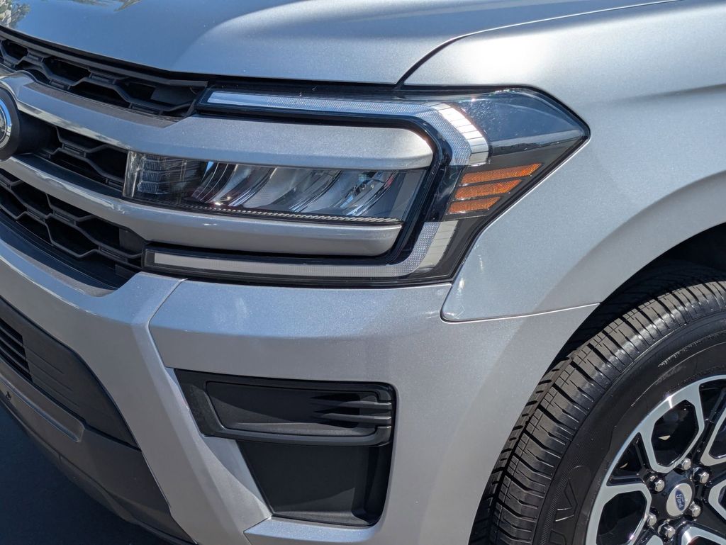 Thumbnail: 2024 Ford Expedition MAX - 10