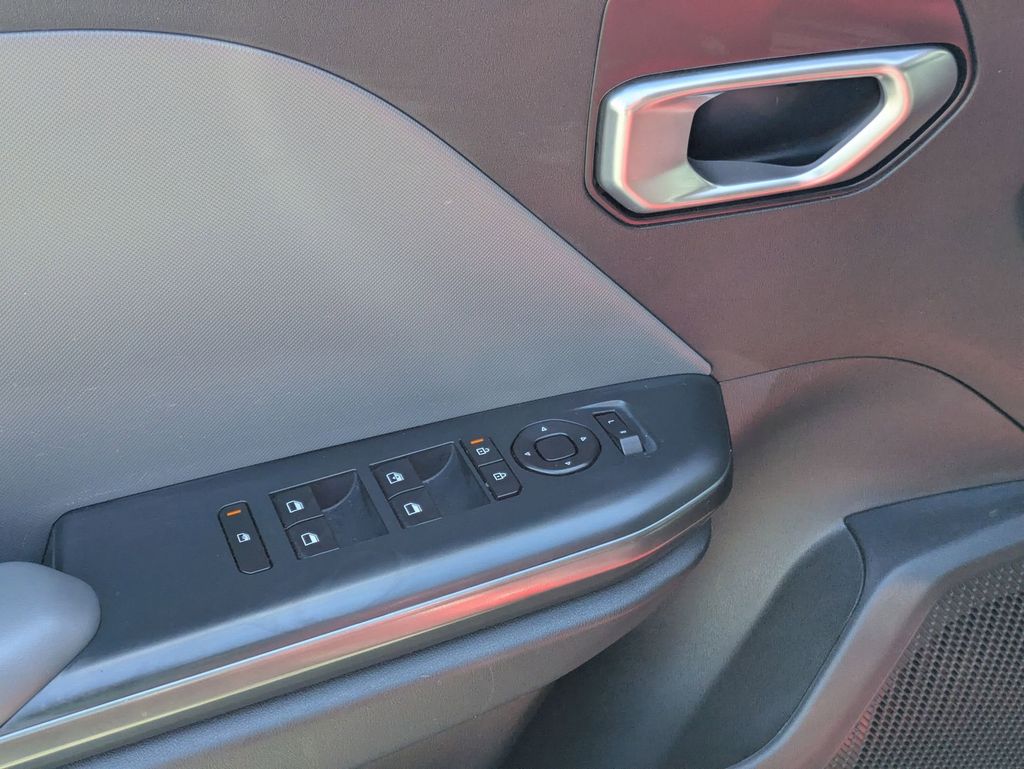 Thumbnail: 2025 Kia K4 - 16