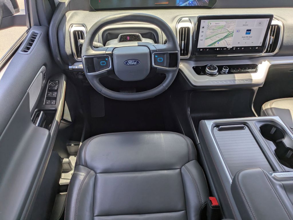 Thumbnail: 2025 Ford Expedition MAX - 24