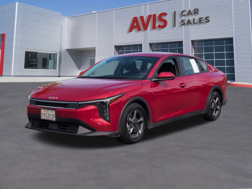2025 Kia K4 LXS