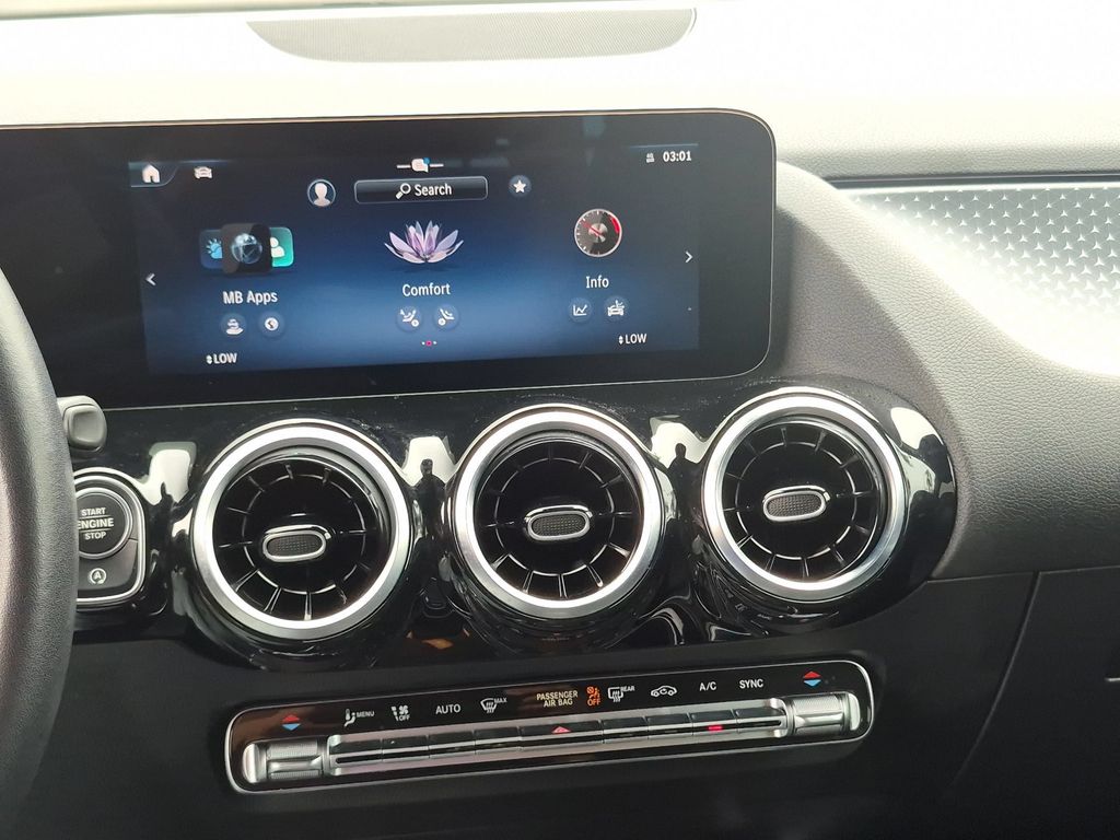 2025 Mercedes-Benz GLA GLA250 - Photo 19