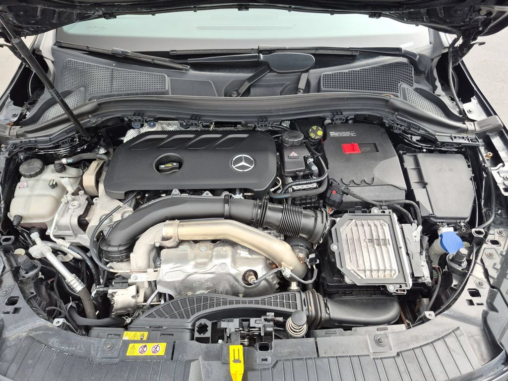 2025 Mercedes-Benz GLA GLA250 - Photo 35