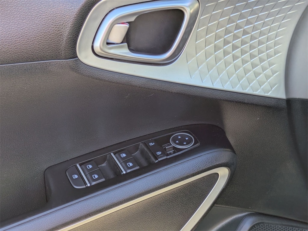 Thumbnail: 2024 Kia Soul - 16