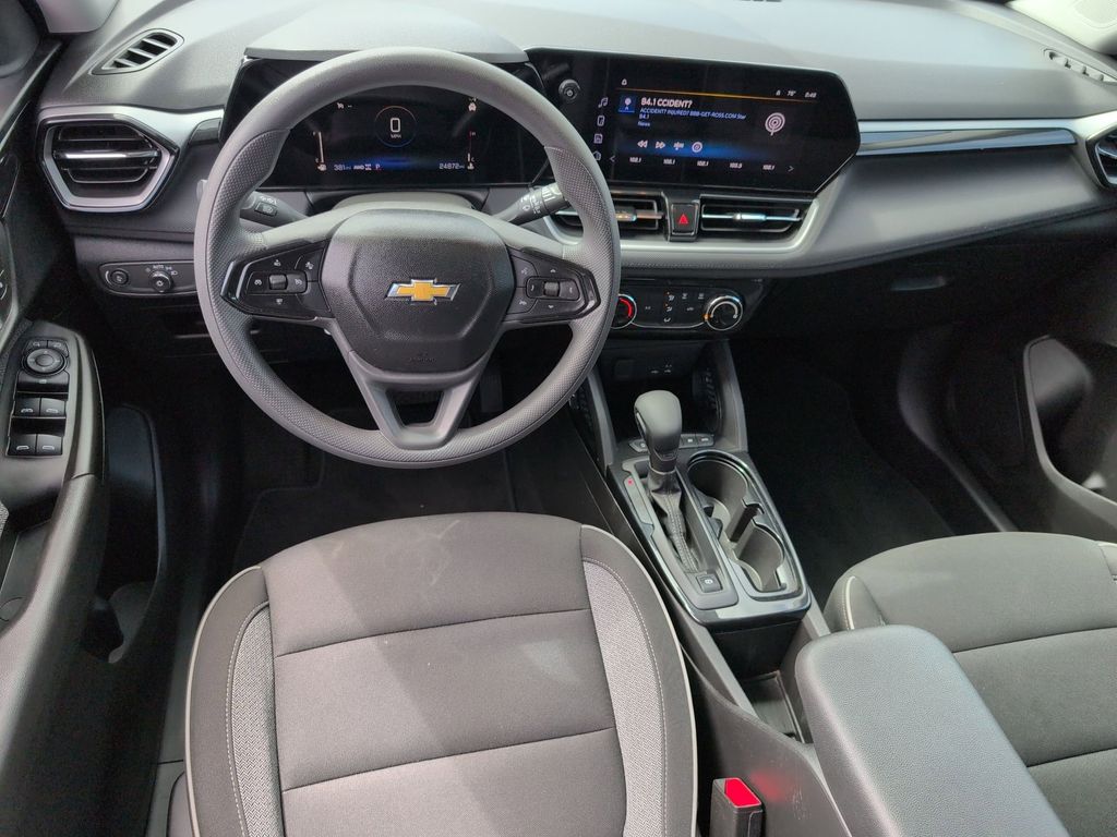 Thumbnail: 2025 Chevrolet TrailBlazer - 26