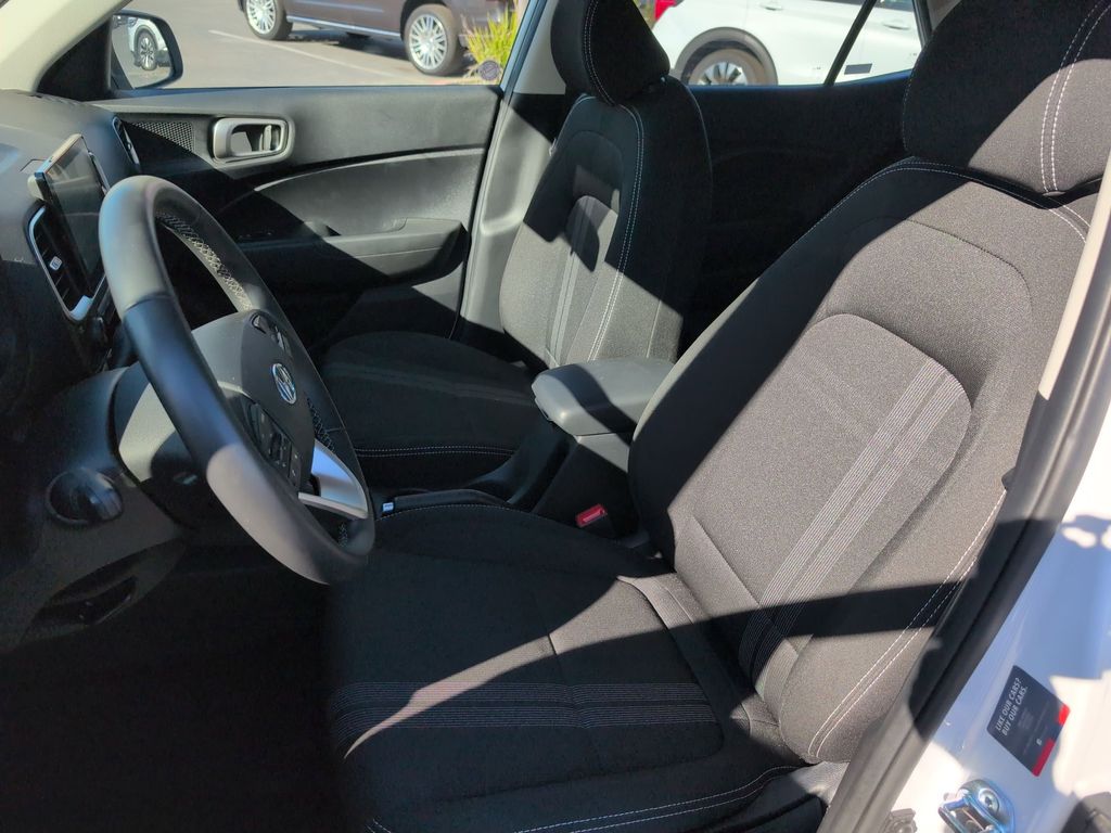 Thumbnail: 2025 Hyundai Venue - 25