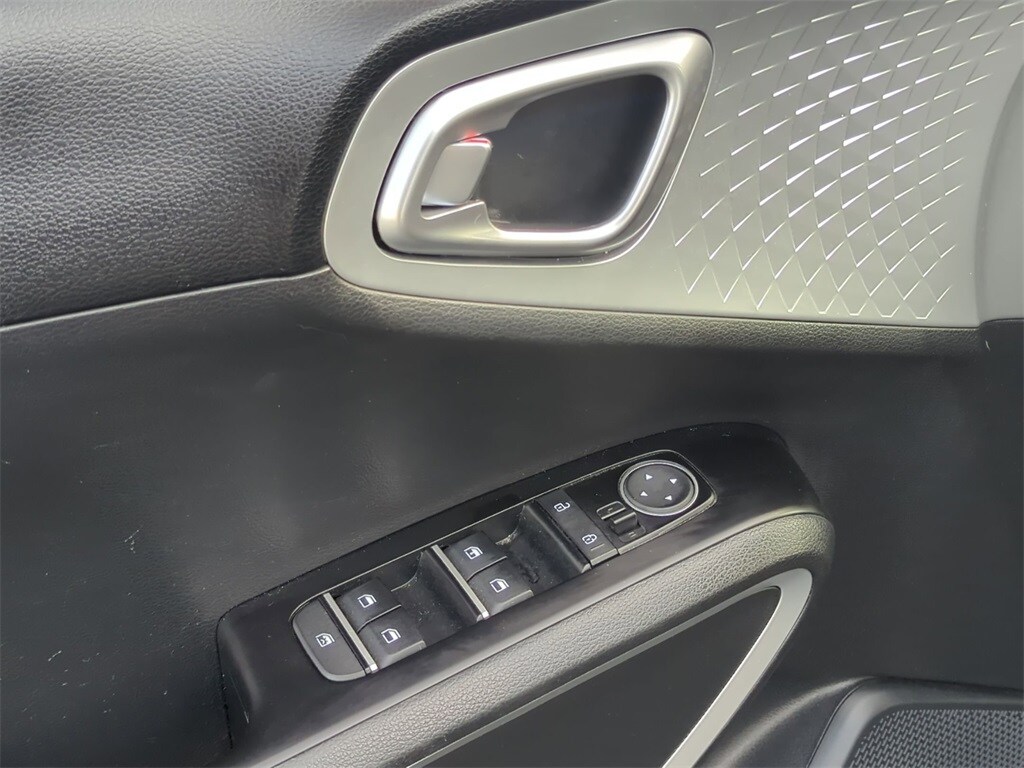 Thumbnail: 2024 Kia Soul - 17