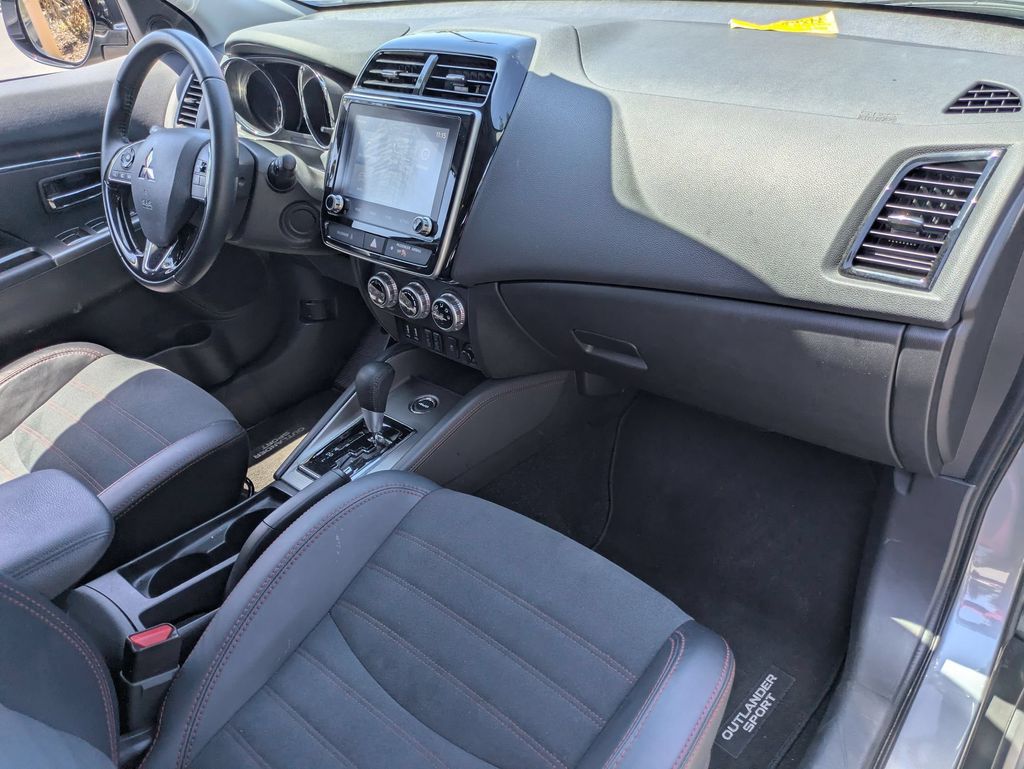 Thumbnail: 2025 Mitsubishi Outlander Sport - 29