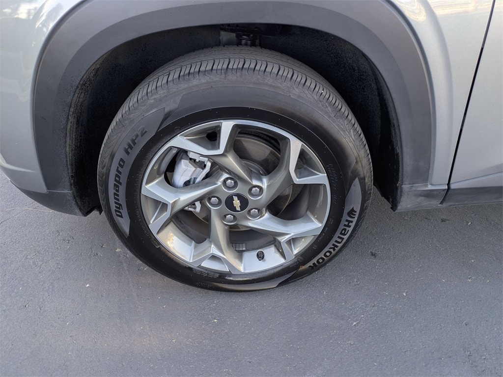 Thumbnail: 2025 Chevrolet Trax - 13