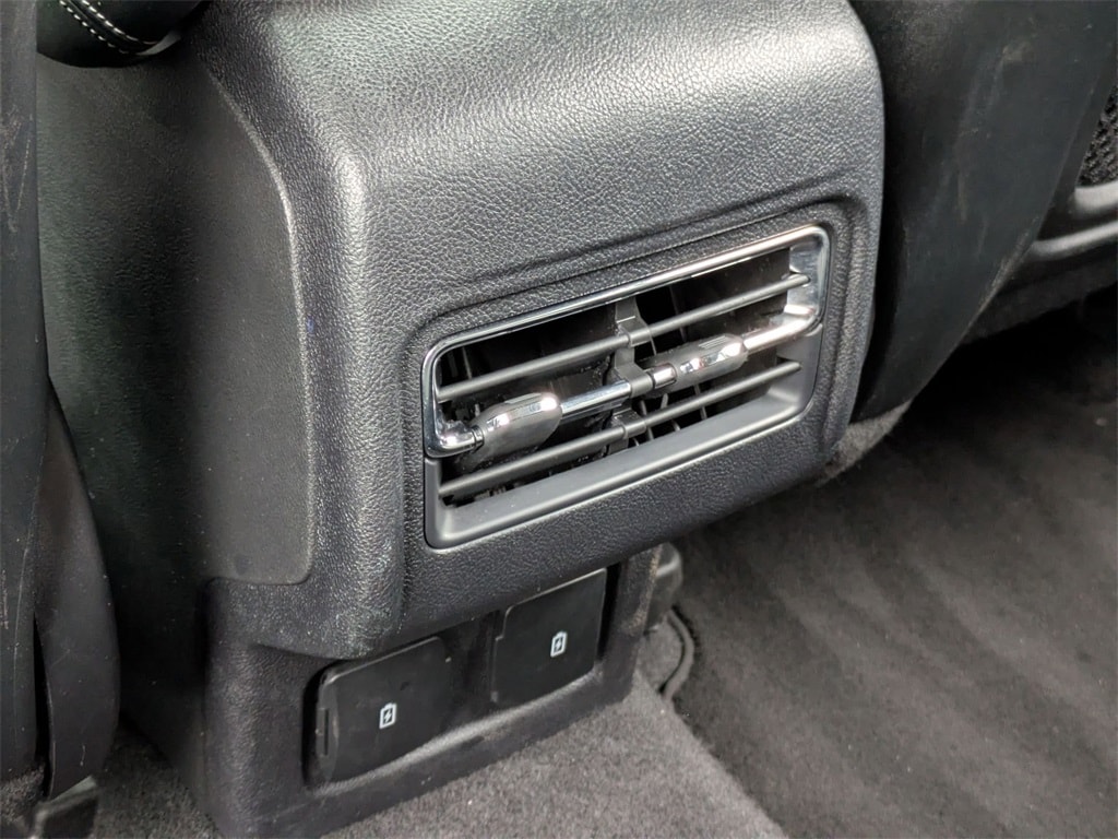 Thumbnail: 2024 Lincoln Corsair - 25