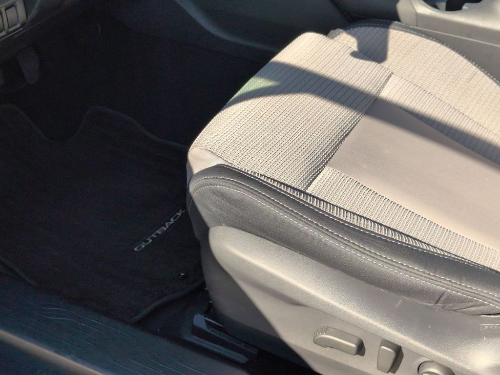 Thumbnail: 2025 Subaru Outback - 14