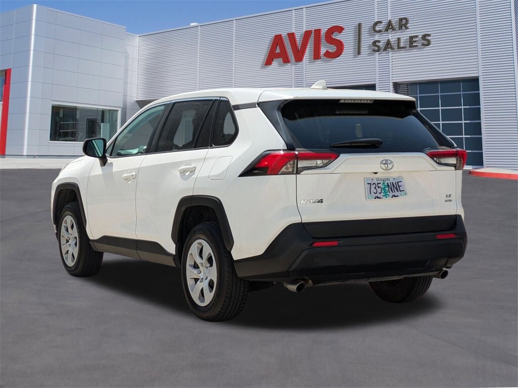 Thumbnail: 2024 Toyota RAV4 - 9