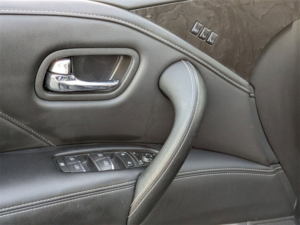 Thumbnail: 2024 INFINITI QX80 - 16